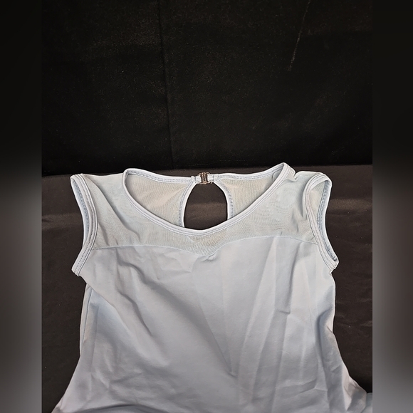 Size Large Fits Girls 10-12 Light Blue Leotard With Tutu Keyhole In Back - Picture 3 of 5